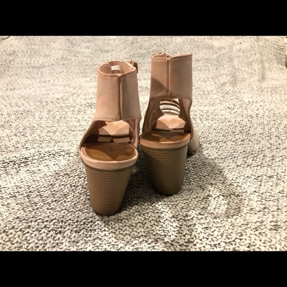 Rampage Peep-Toe Block Heels Booties 9.5 - Picture 3 of 6